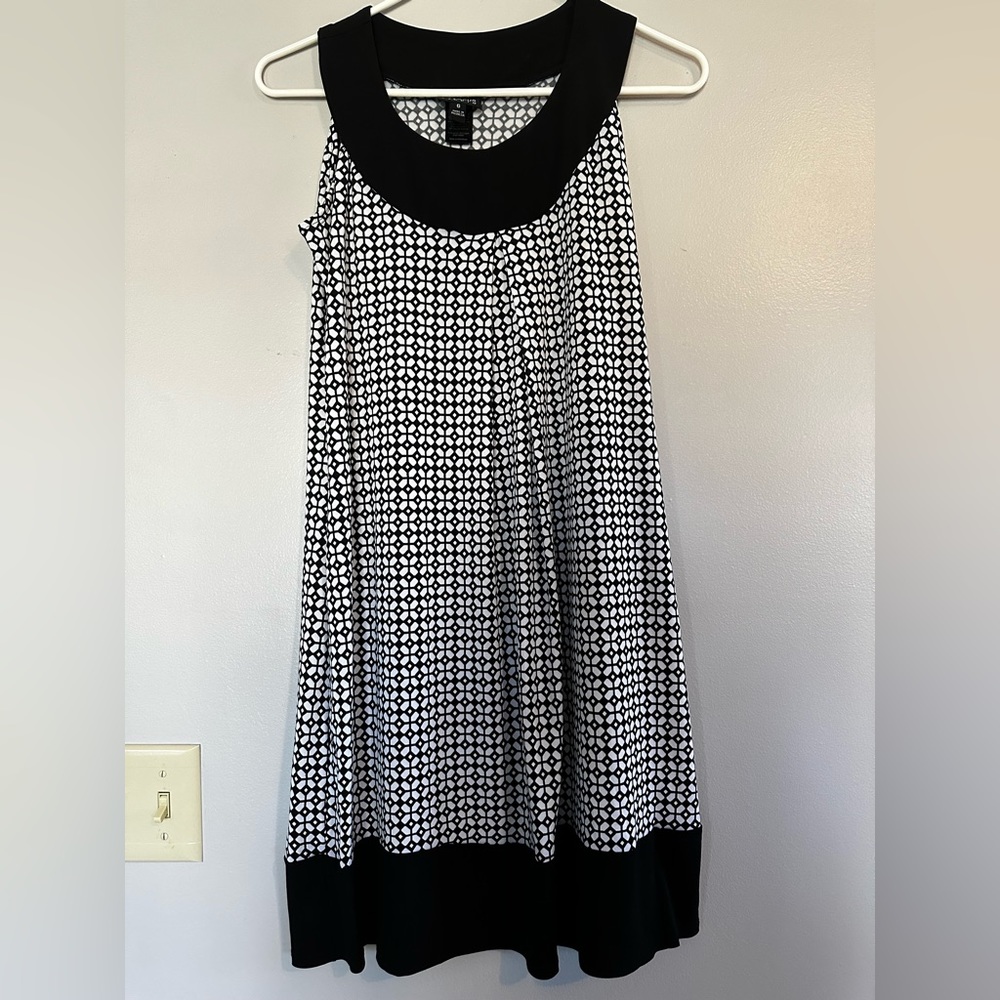 Black/white sundress